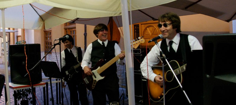 John Lennon Soundalike