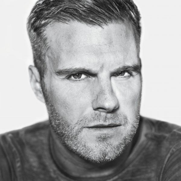 Gary Barlow Soundalike