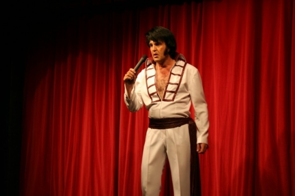 Elvis Soundalike